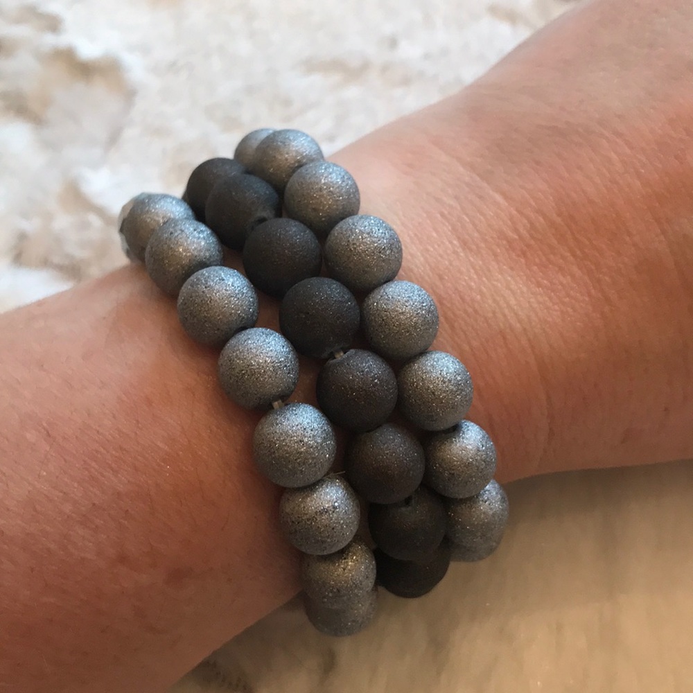 Silver and gray stack bracelets - Picture 3 of 9